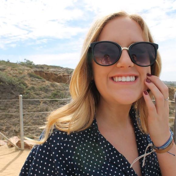 Meet your Posher, Michaela - Picture 1 of 1